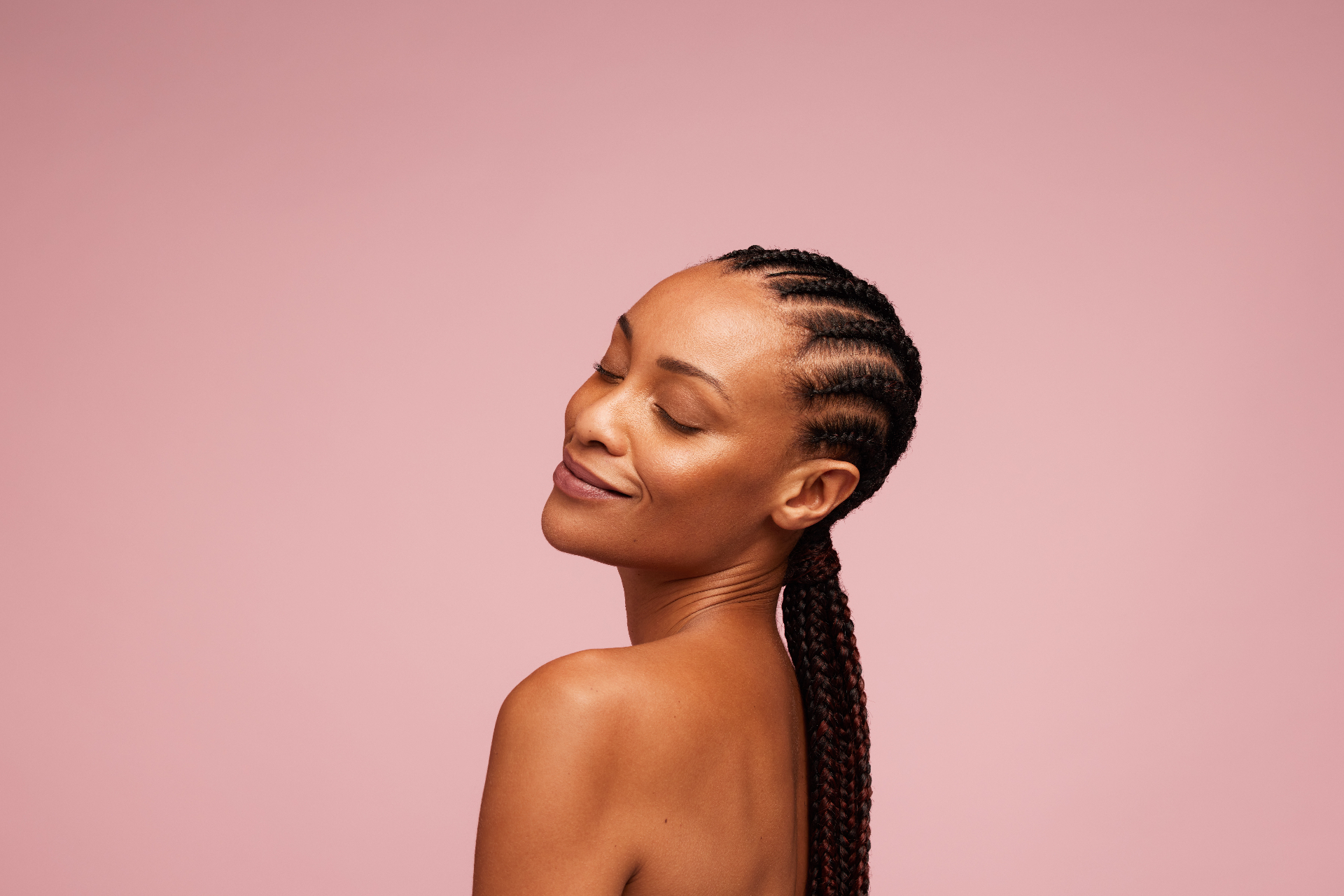 Luminous skin portrait — HydroSaeng ritual